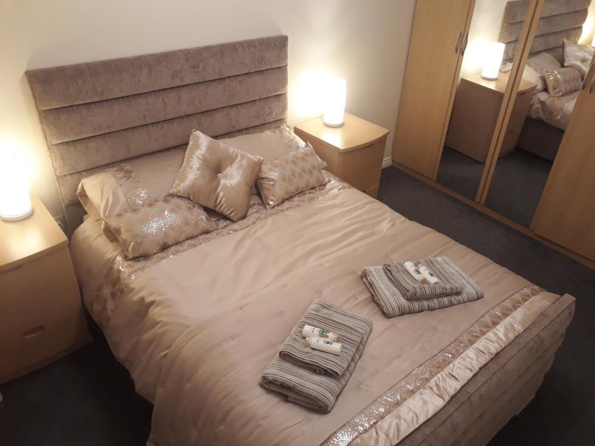 Pond View Apartment แอร์ดรี ภายนอก รูปภาพ