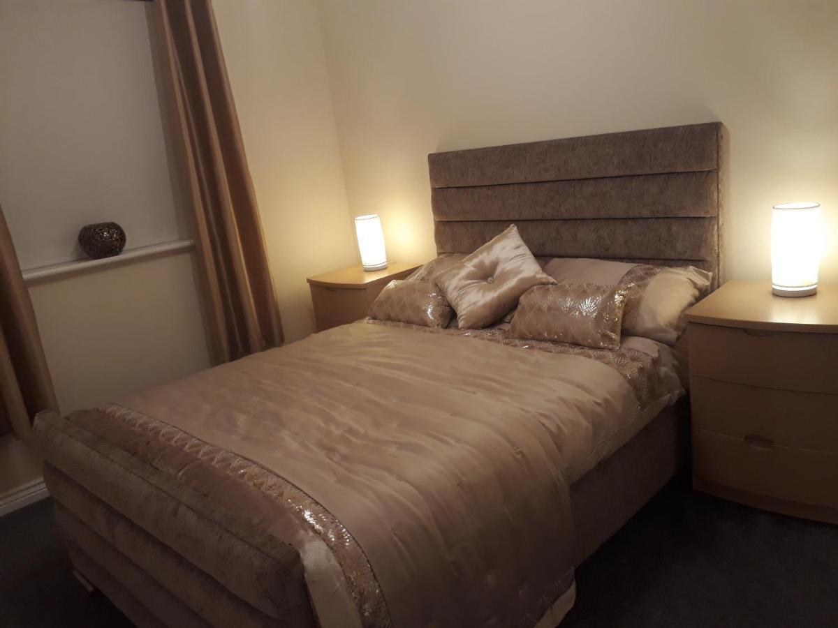 Pond View Apartment แอร์ดรี ภายนอก รูปภาพ