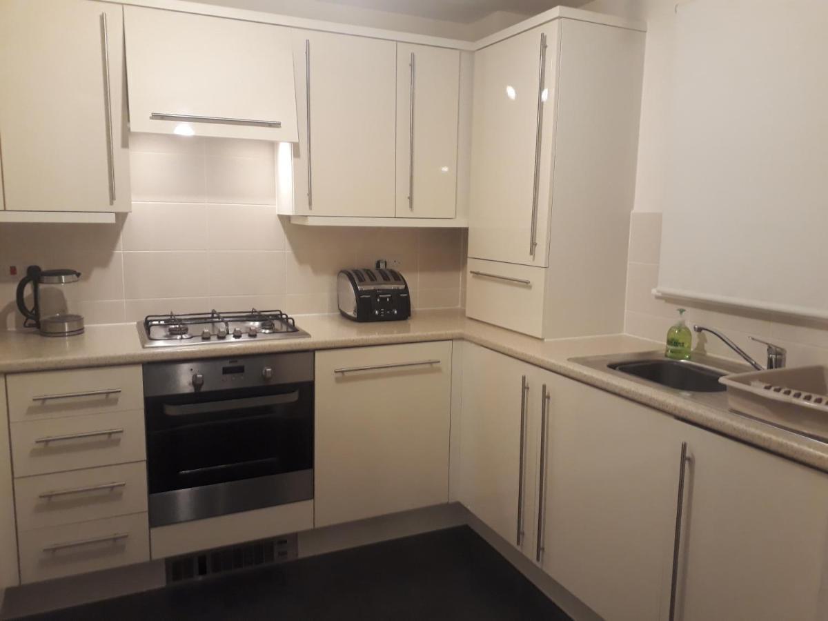 Pond View Apartment แอร์ดรี ภายนอก รูปภาพ